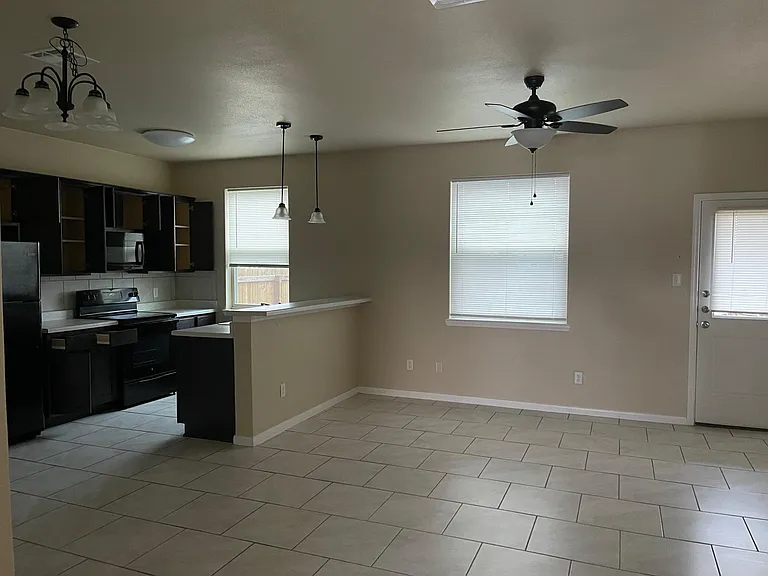 4701 Cambridge Dr #A — Photo 21