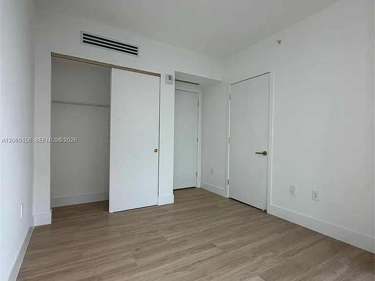 90 NE 32nd St #712 — Photo 16