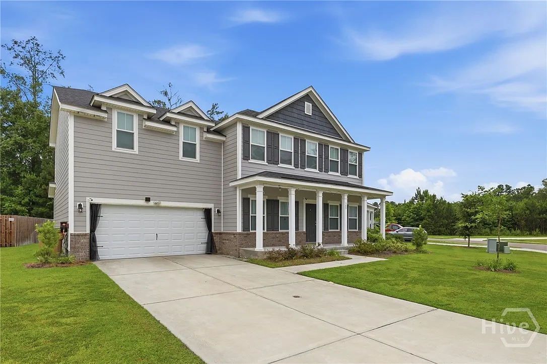 5 bed, 3.5 bath, 2970 sqft, $3,000 — Photo 3