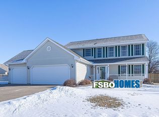 5645 Hanover Ct, Davenport, IA
