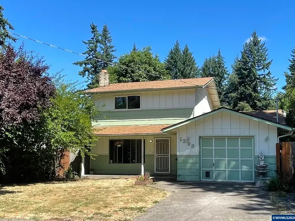 1398 Poplar St, Sweet Home, OR 97386