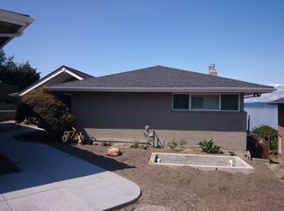 3651 Hillcrest Ave SW, Seattle, WA 98116