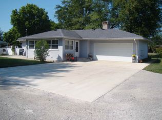14901 Bluffton Rd, Fort Wayne, IN 46819