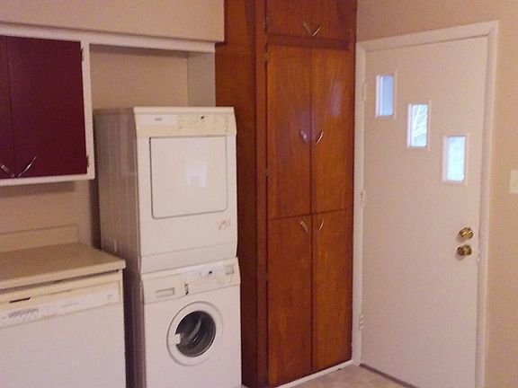 Laundry and storage area