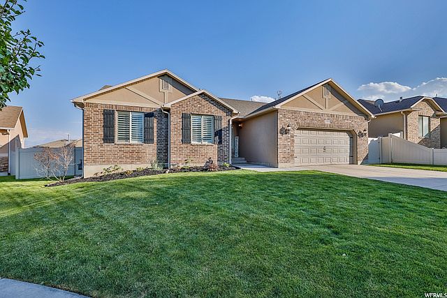 2nd image of 4441 W Shiprock Pl S