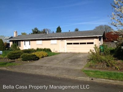706 Holly Dr, Newberg, OR, 97132