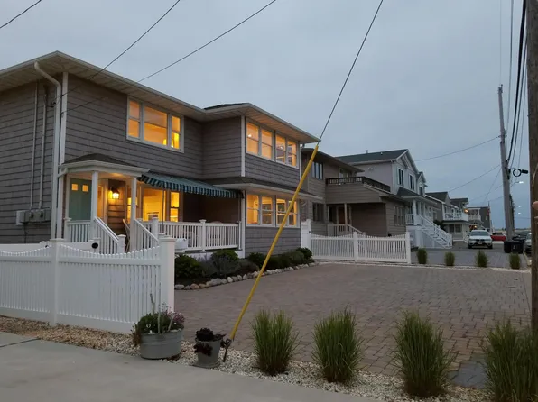 23 Dover Ave, Lavallette, NJ