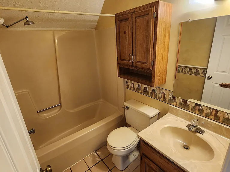 5861 Dover Ln — Photo 16