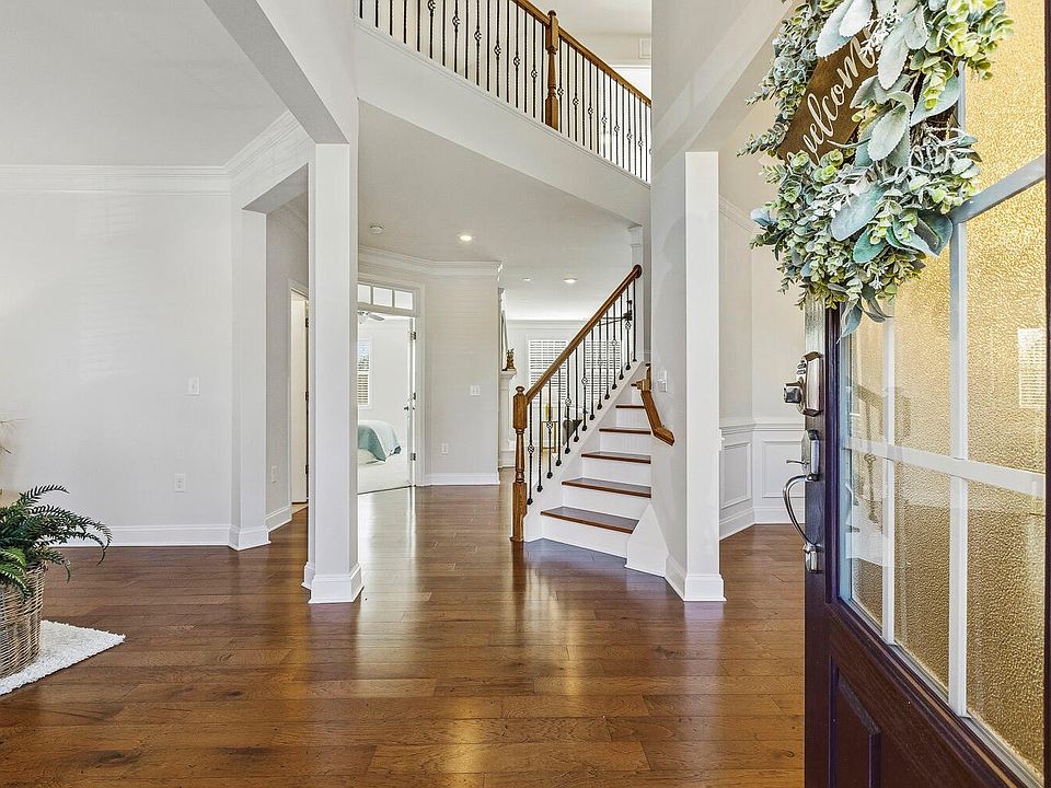 2719 Bushy Lake Cv, Apex, NC 27502 | Zillow