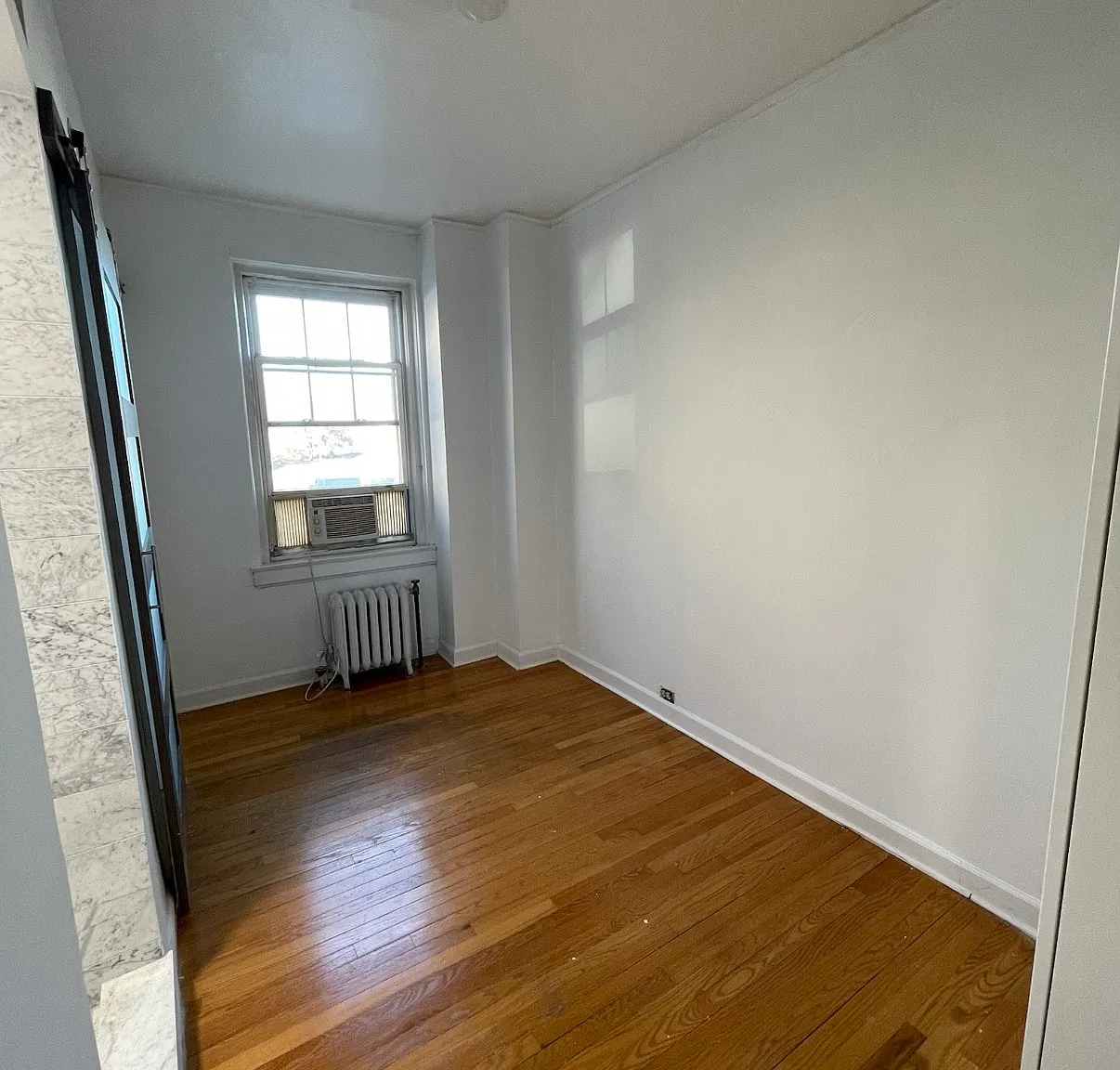 3 bed, 1800 sqft, $2,900 — Photo 3