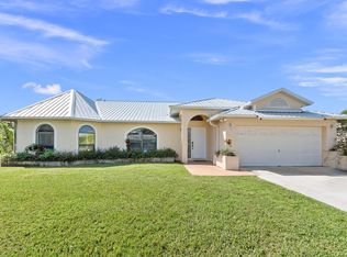 458 SW Lucero Dr, Port Saint Lucie, FL 34983