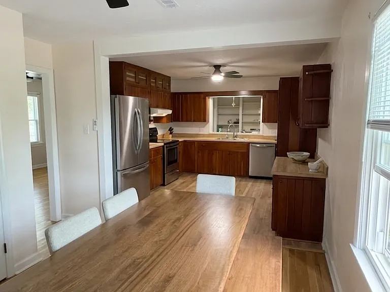 1922 Island Home Ave — Photo 11