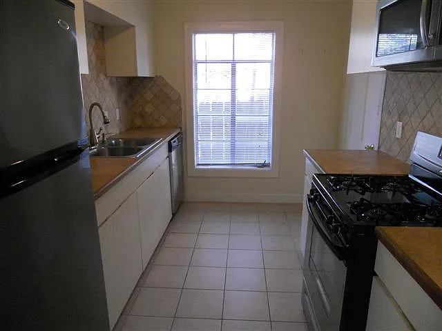 2511 Enfield Rd #B — Photo 7