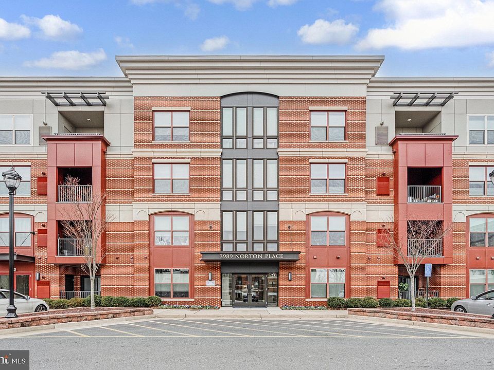 1st image of 3989 Norton Pl Unit 201