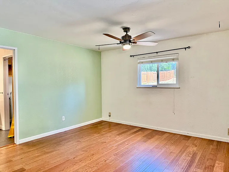 7213 Sunset Ave — Photo 11