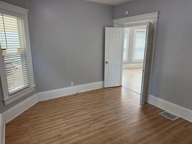 222 N Gorham St — Photo 9