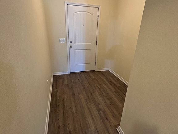 3rd image of 4758 Hilarita Cir