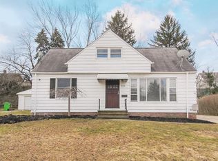 9512 Alexander Rd, Garfield Heights, OH 44125