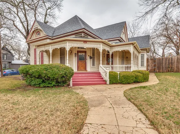 912 W Main St, Waxahachie, TX 75165