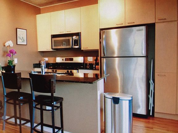 3rd image of 1845 S Michigan Ave APT 1907