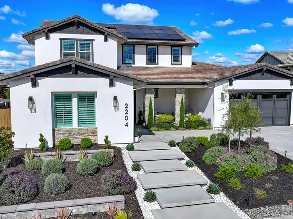 2204 Pinehurst Dr, Lincoln, CA 95648