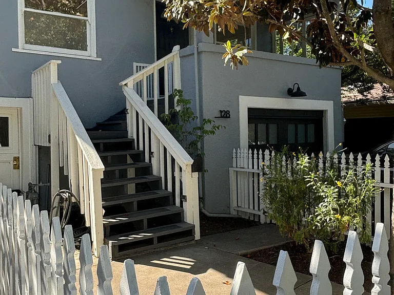 128 Dominga Ave — Photo 14
