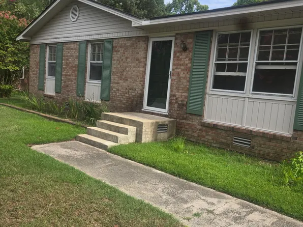302 Millbrook St, Greenville, NC 27834