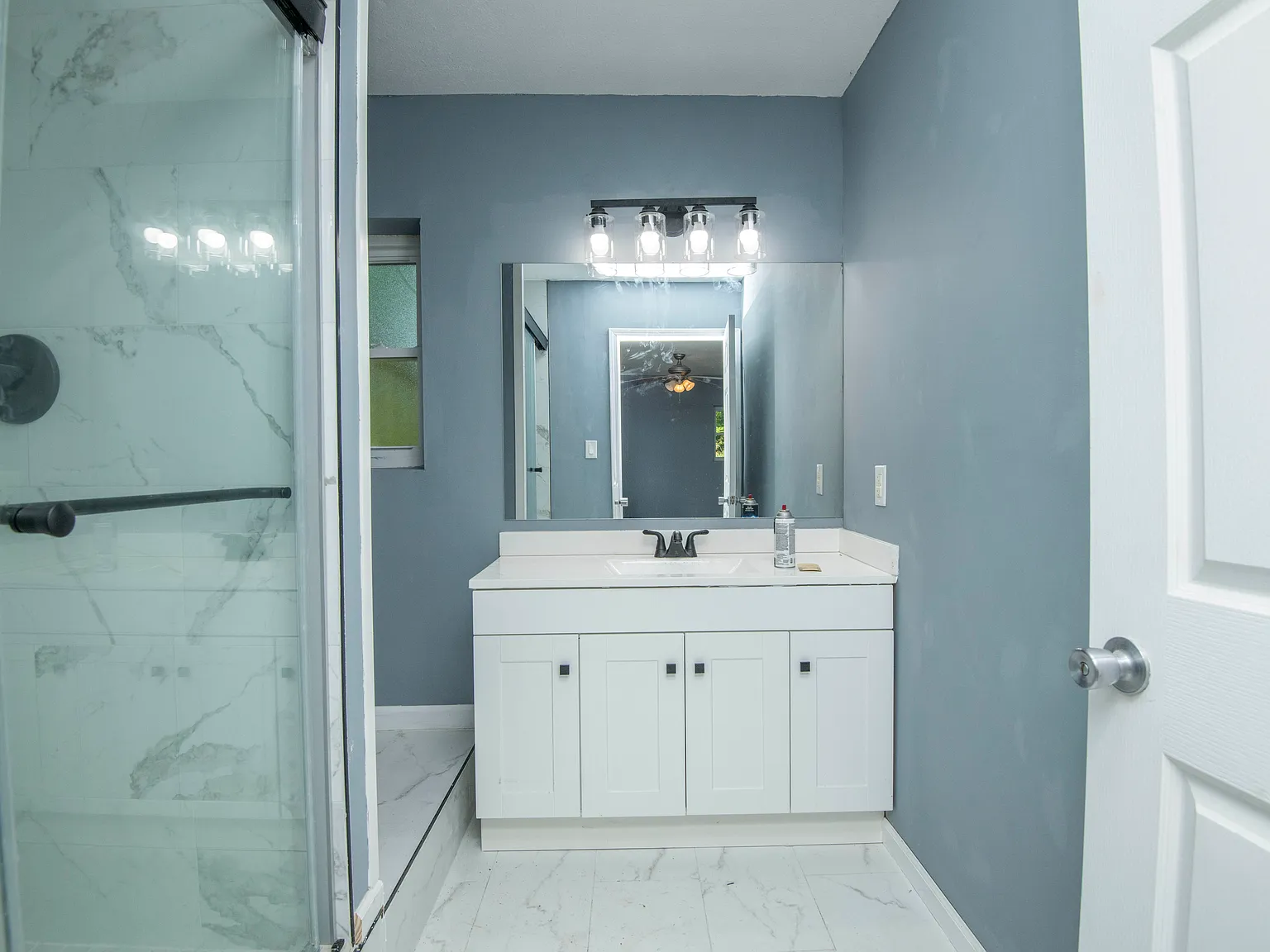 4 bed, 1612 sqft, $2,695 — Photo 4