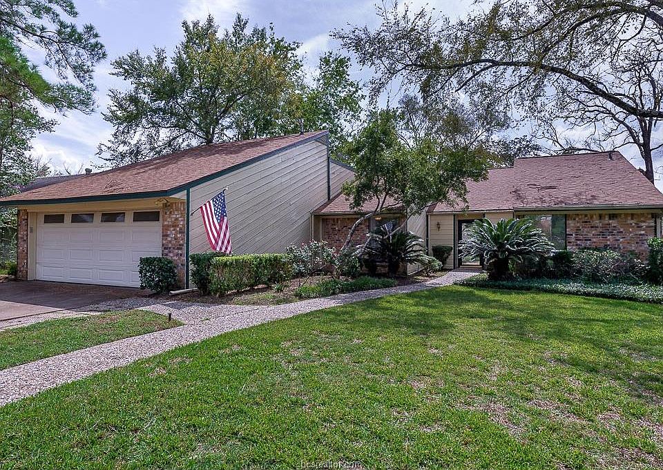 1st image of 2731 Sandy Cir