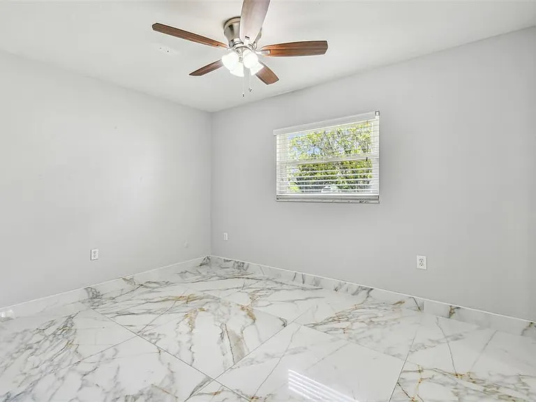 1302 Brandonwood Dr — Photo 42