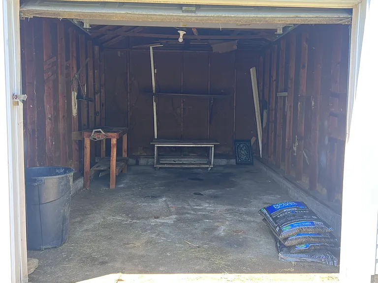 804 Stanley St — Photo 17