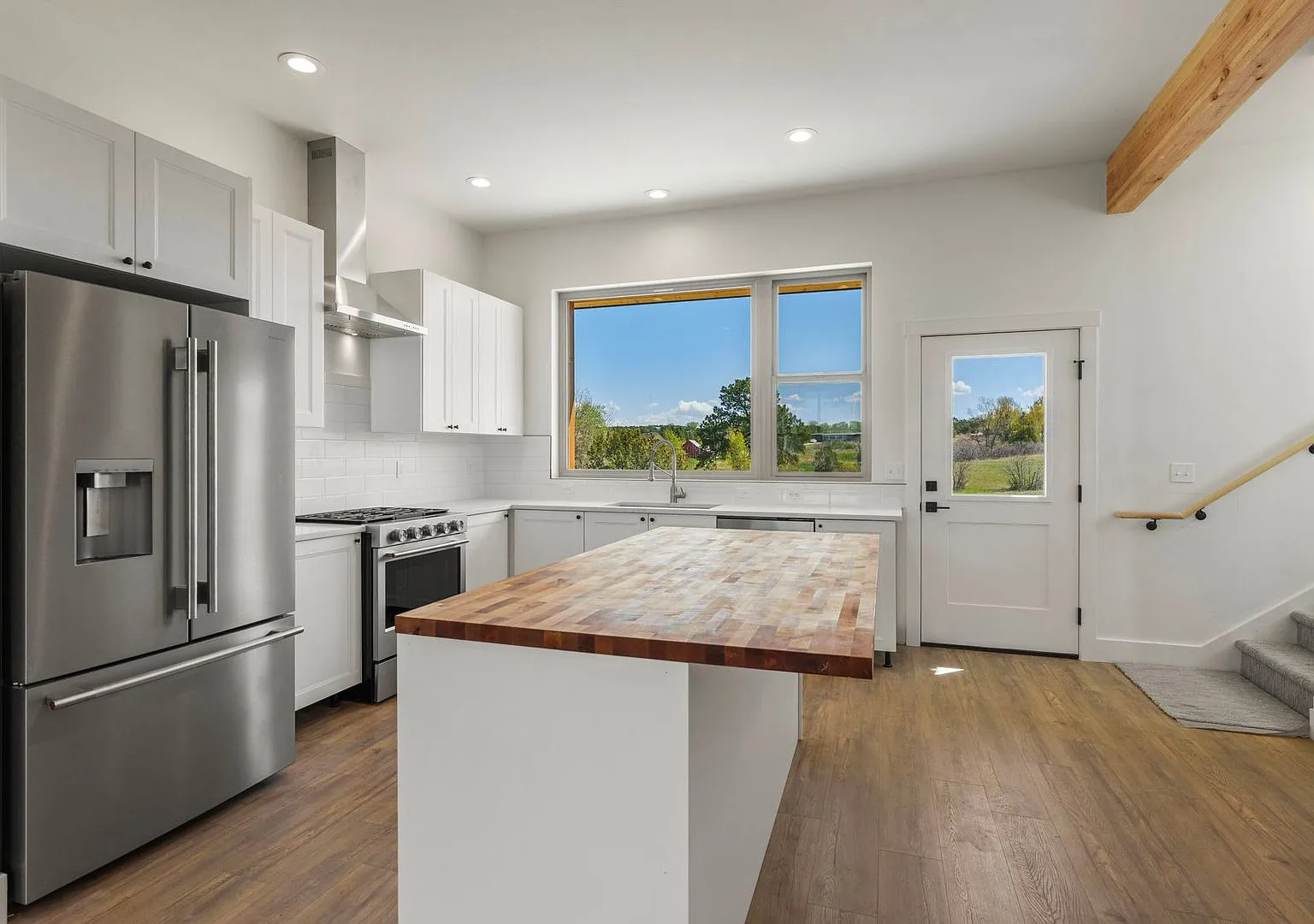 Brand-New 3-Bedroom Home in Elevation Park with Mountain Views — Photo 3