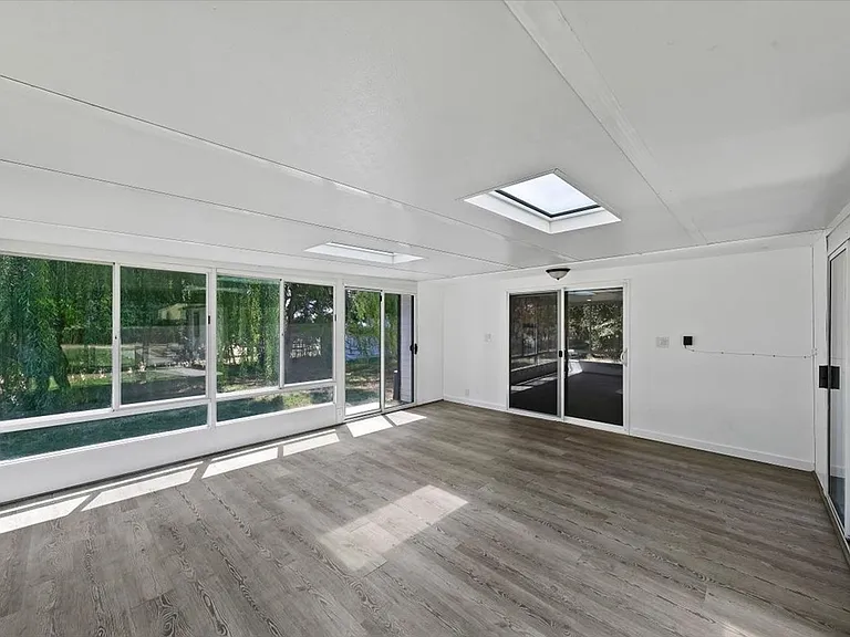 297 Bard Ave — Photo 26