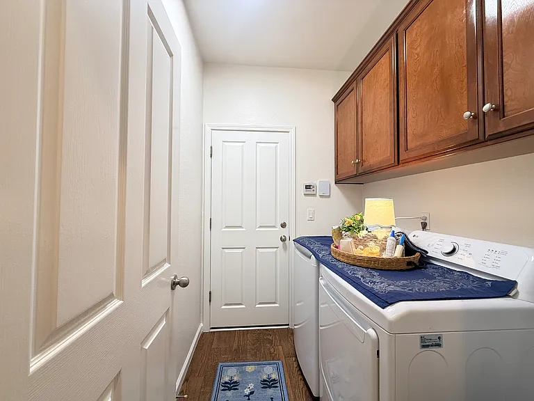 1140 E Sawgrass Ave — Photo 28