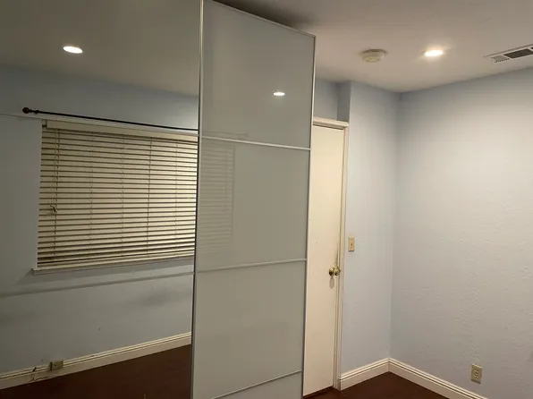 22220 Homestead Rd, Cupertino, CA 95014