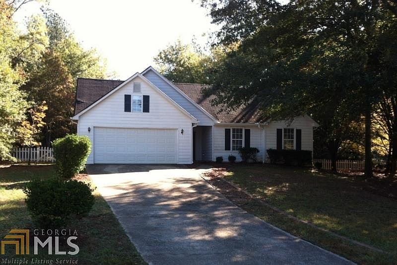 1st image of 310 Lone Oak Dr