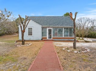 607 Henderson St, Hamlet, NC 28345