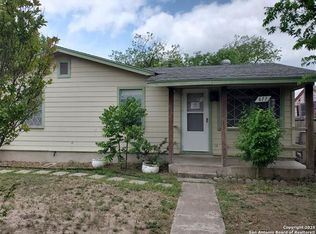 611 Crittendon St, San Antonio, TX 78211
