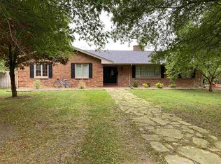 211 W Main Cross St, Greenville, KY 42345