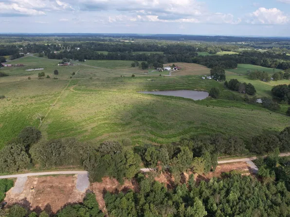 1 County Road 1825, Arab, AL 35016