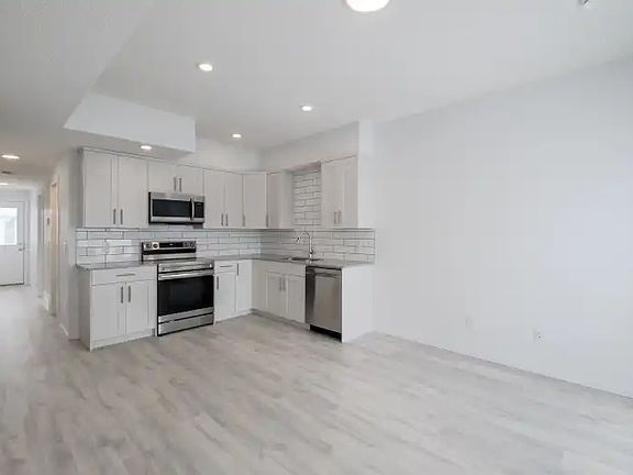 3rd image of 3409 119a St SW #1A