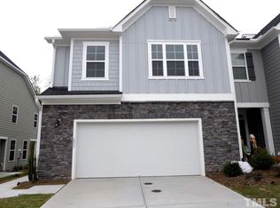 521 Catalina Grande Dr, Cary, NC 27519