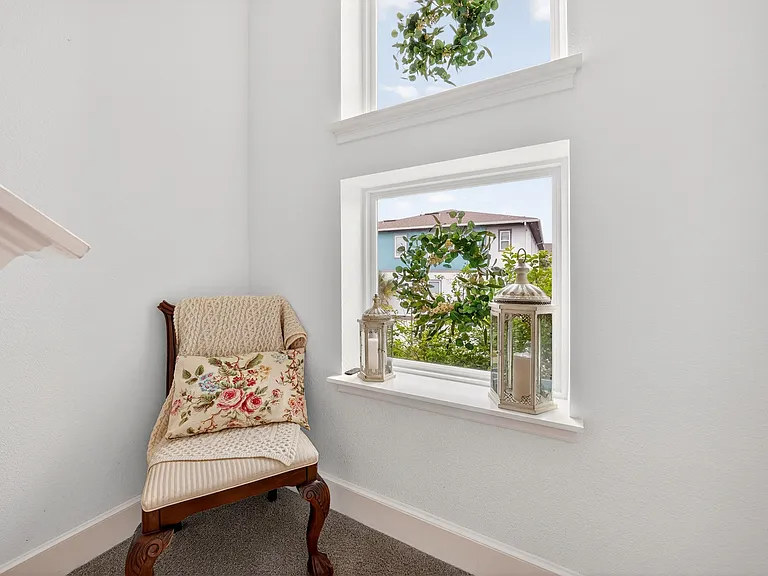 8412 Karrer Ter — Photo 31