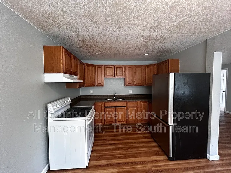 1720 Chester St #3 — Photo 5