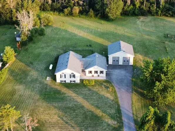 1400 Casey Rd, Belleville, ON K8N 4Z6