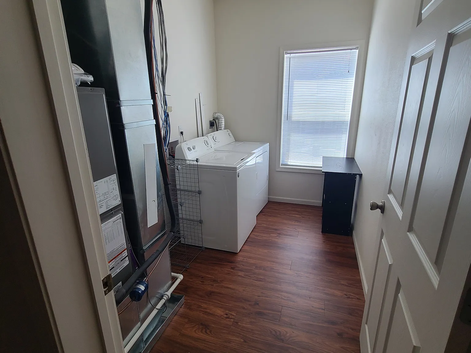 4 bed, $1,940 — Photo 3