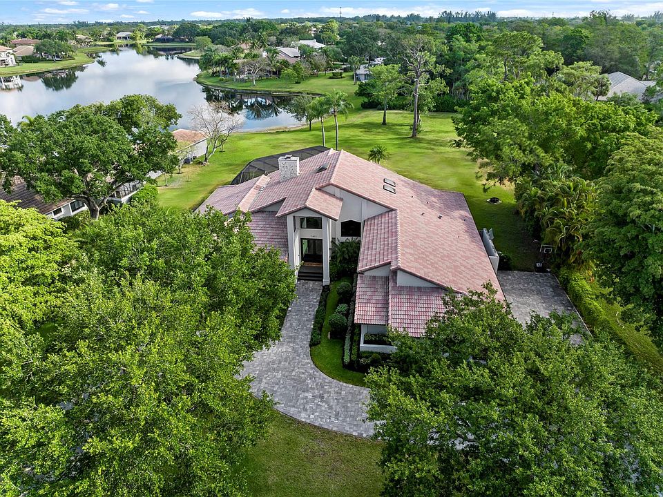 1st image of 7411 Bristol Lane