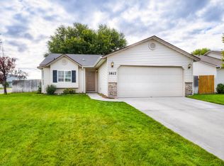 3817 E Sandyford Ave, Nampa, ID 83686