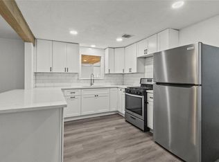 802 Collins St, Dayton, TX 77535