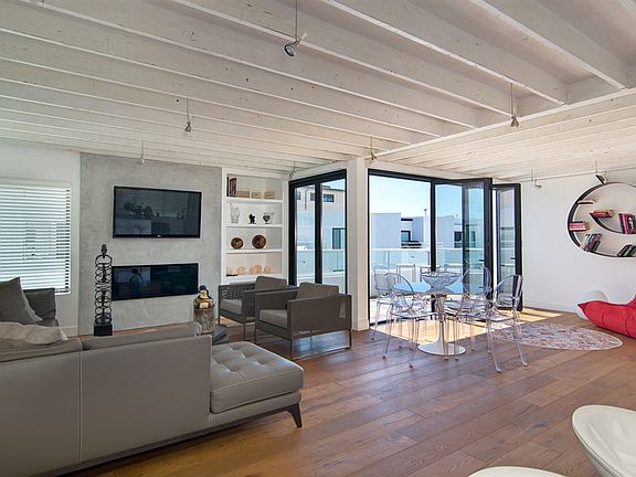 5th image of 100 S Coast Blvd S #402